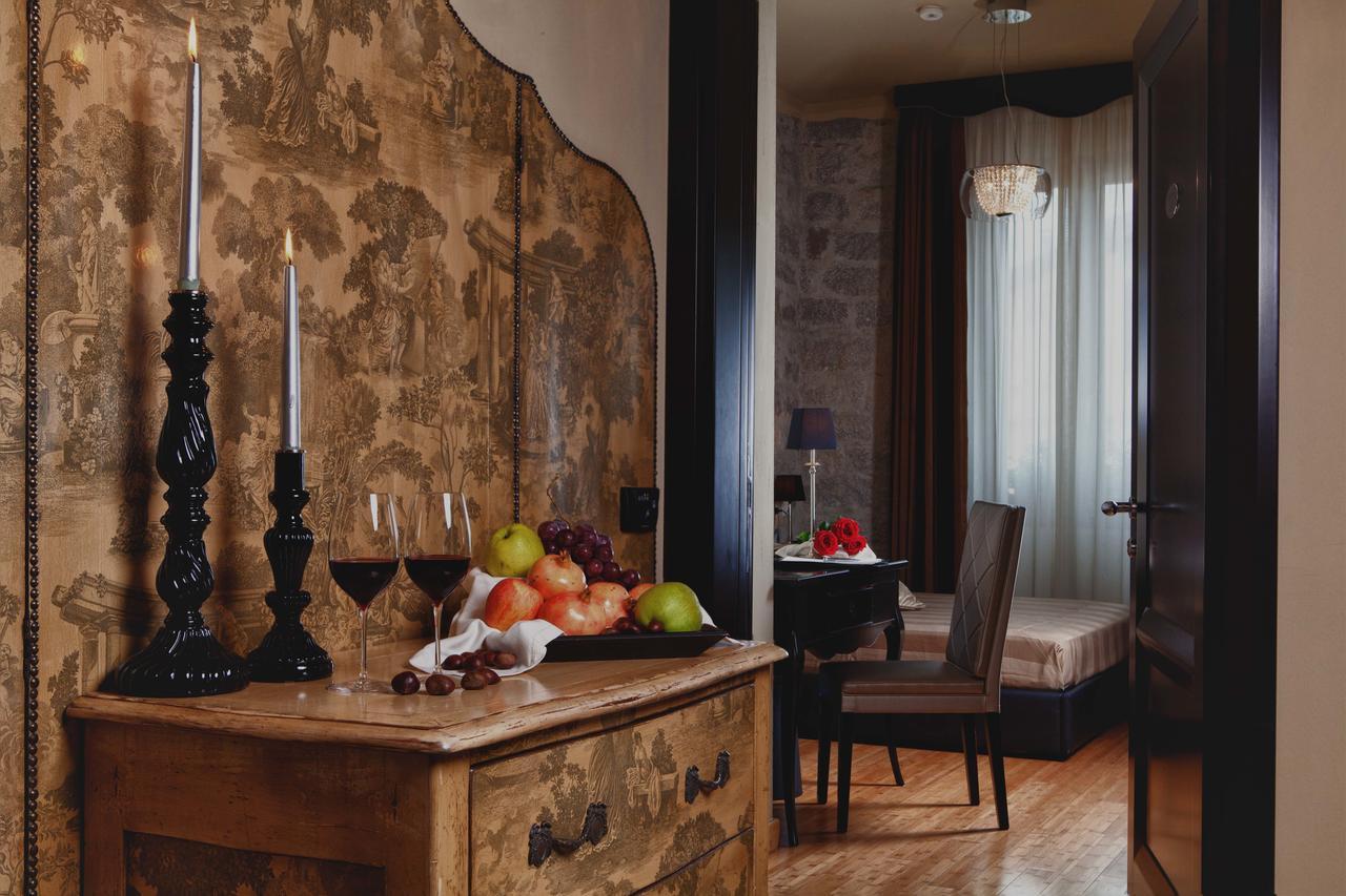 La Locanda Del Conte Mameli 올비아 외부 사진